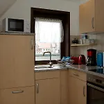 Gaestehaus Am Kirschberg * 伊尔森堡