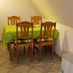 Gaestehaus Am Kirschberg 公寓 *